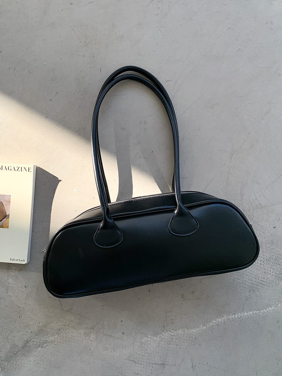 All-match Niche Oval Baguette Underarm Bag