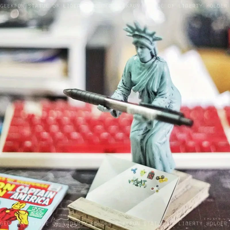 Liberty Goddess Statue Pen Holder - Creative Desk Organizer