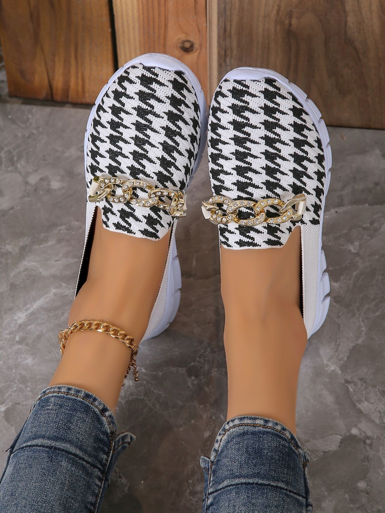 Breezy Houndstooth Mesh Loafers