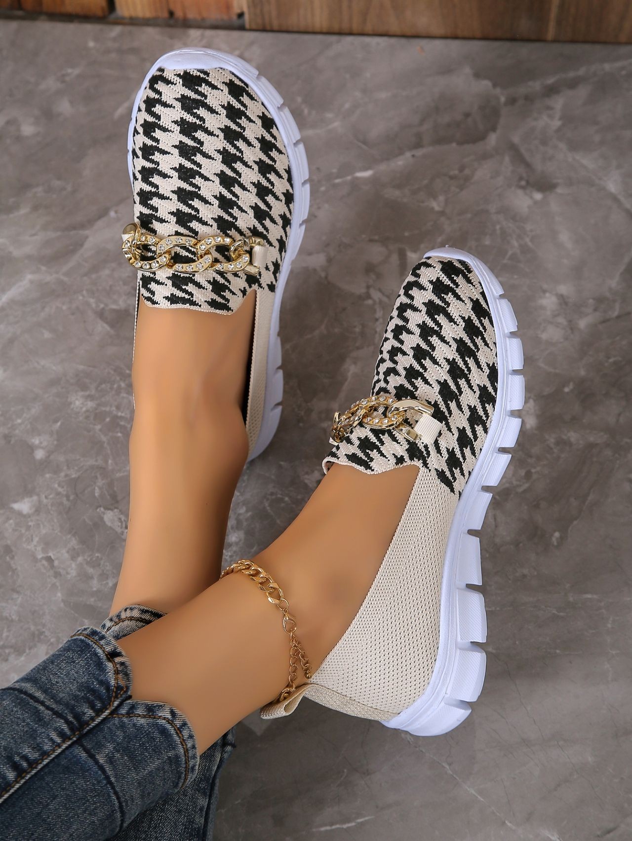 Breezy Houndstooth Mesh Loafers