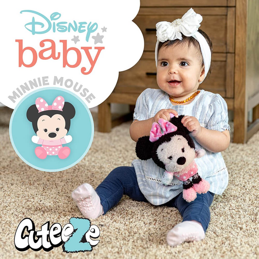 Minnie Mouse Cuteeze Collectible Plush
