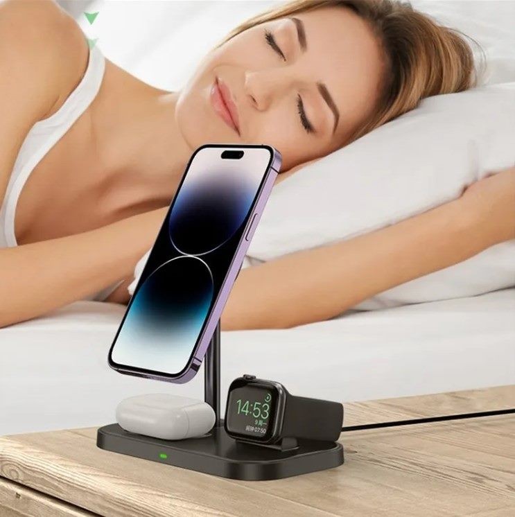 3 in 1 Magnetic Wireless Charger for Apple