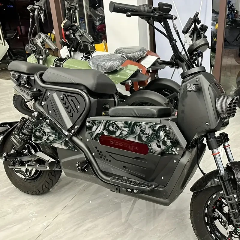 Skull Graffiti Vinyl Car Wrap - 50.01x150.01cm, Waterproof & Scratch-Resistant