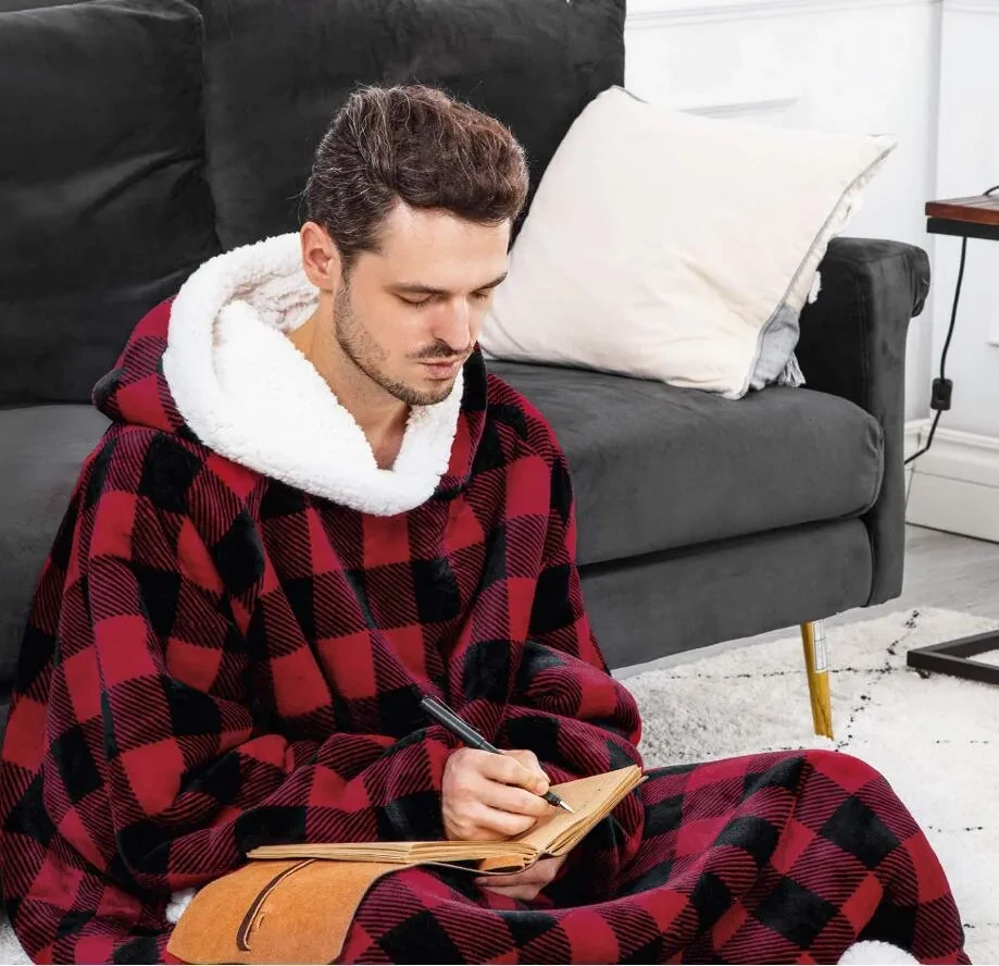 Winter TV Hoodie Blanket Winter Warm Home Clothes Women Men Oversized Pullover With Pockets