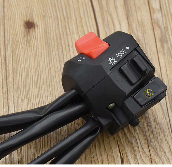 Motorcycle Tricycle Zongshen Longxin 110 125 150 200FXD Seat Handle Kit