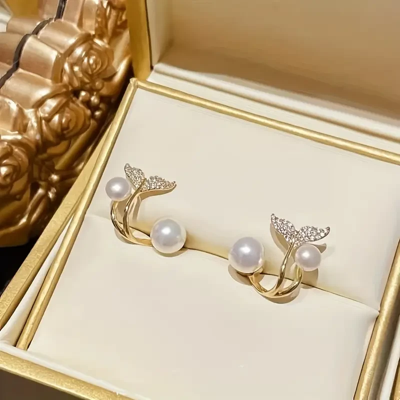 Dazzling Mermaid Tail Pearl Stud Earrings