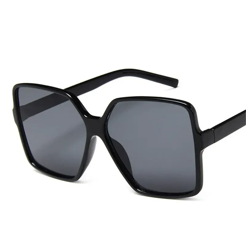 Women's Oversize Gradient Lens Sunglasses