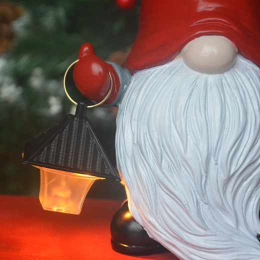 Garden Resin Statue Of Christmas Solar Lantern
