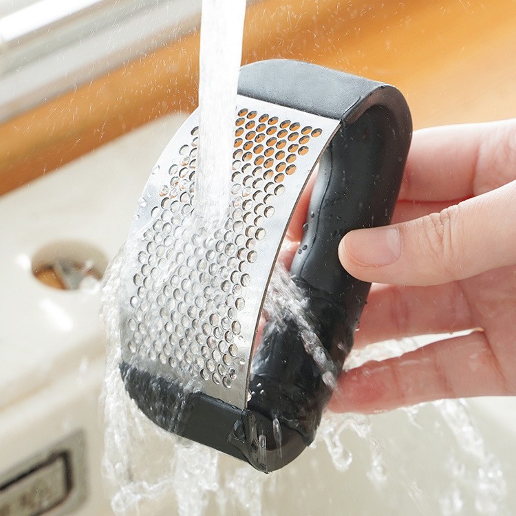 Stainless Steel Garlic Press  Manual Garlic Crusher & Mincer Tool for Fruits and Vegetables