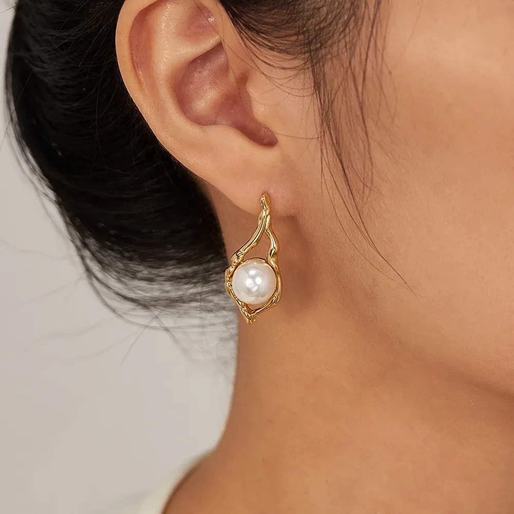 European And American Entry Lux Temperament Earrings Stainless Steel Geometric Pearl