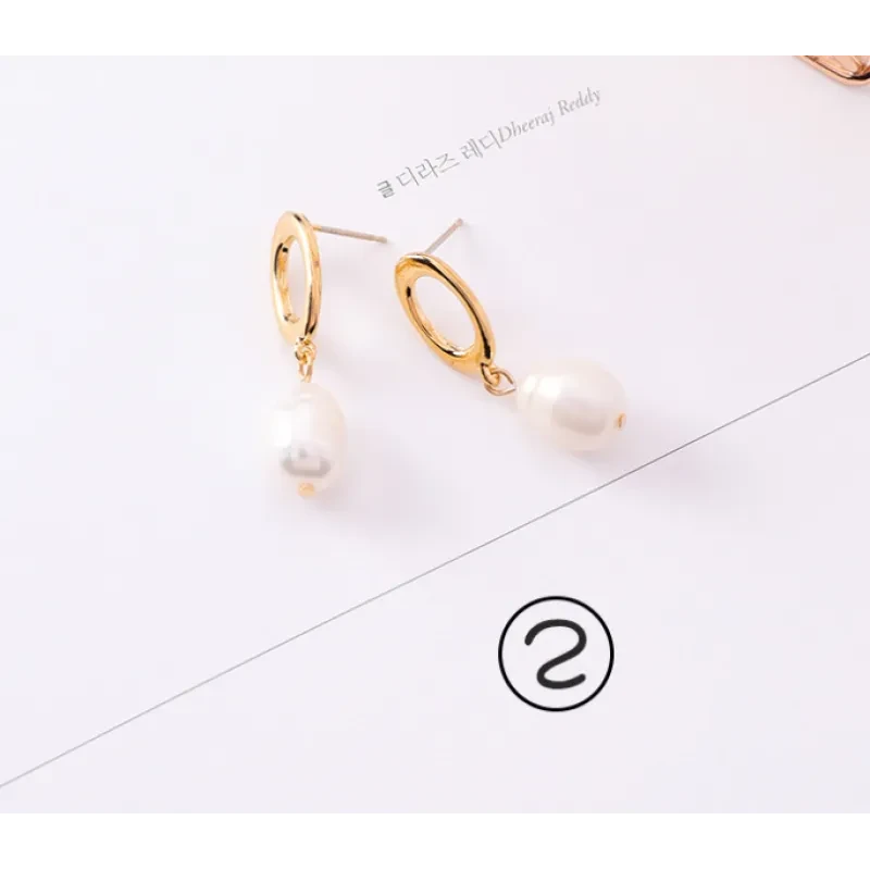 Vintage geometric metal pearl