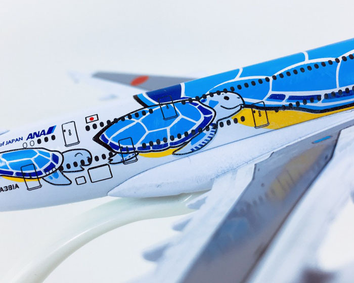 A Solid Alloy Plane Model Of Ana Blue Turtle
