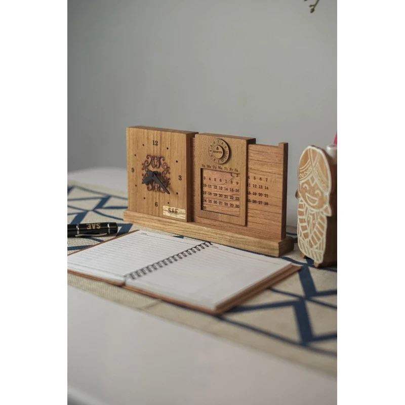 Complete Calendar Clock