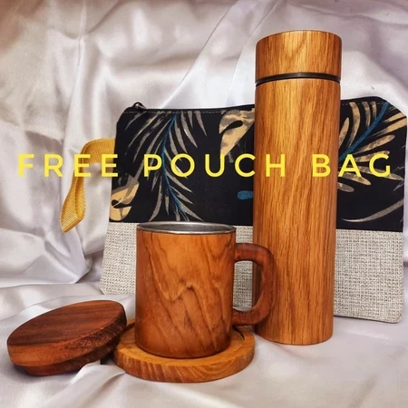 Aesthetic thermos and cup set made of teak wood coated with stainless steel