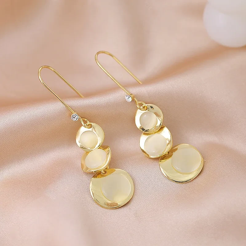 Cat Eye Light Luxury Personality Temperament Earrings