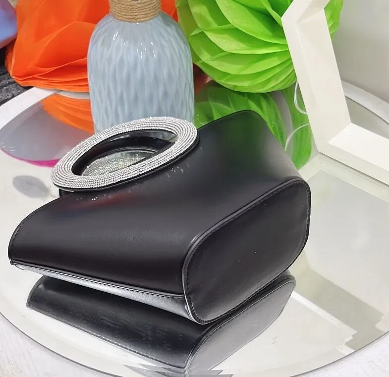 Diamond Round Handle Portable Basket Pack