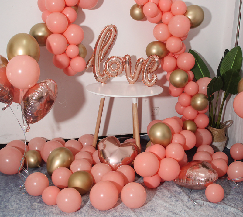 Wedding room decoration balloons