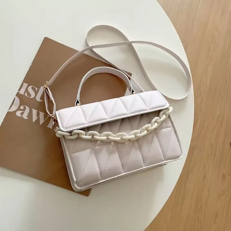 Trendy Simple Textured Shoulder Messenger Bag