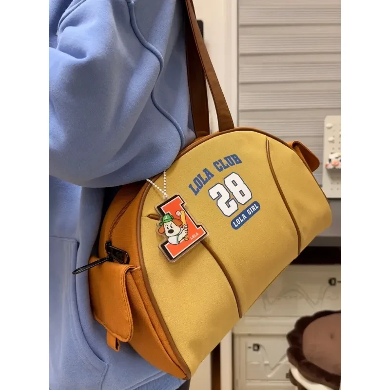 American Retro Three-dimensional Half Round Shoulder Bag