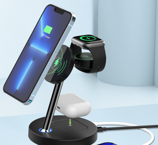 New Three-in-one Magnetic Wireless Charger For Mobile Phone Charging