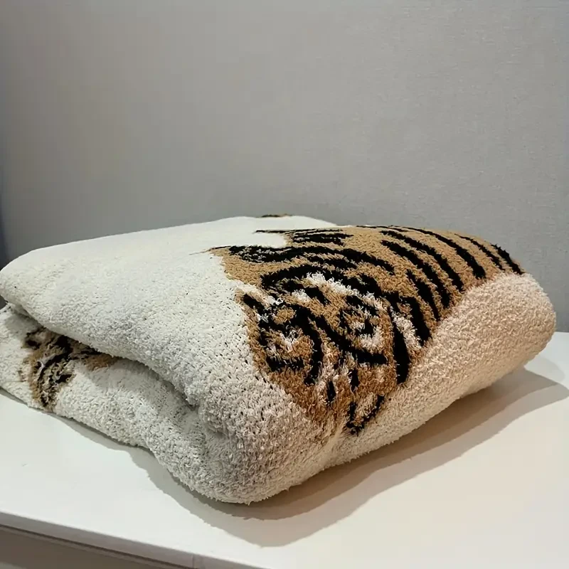 Nordic Tiger Pattern Knitted Blanket