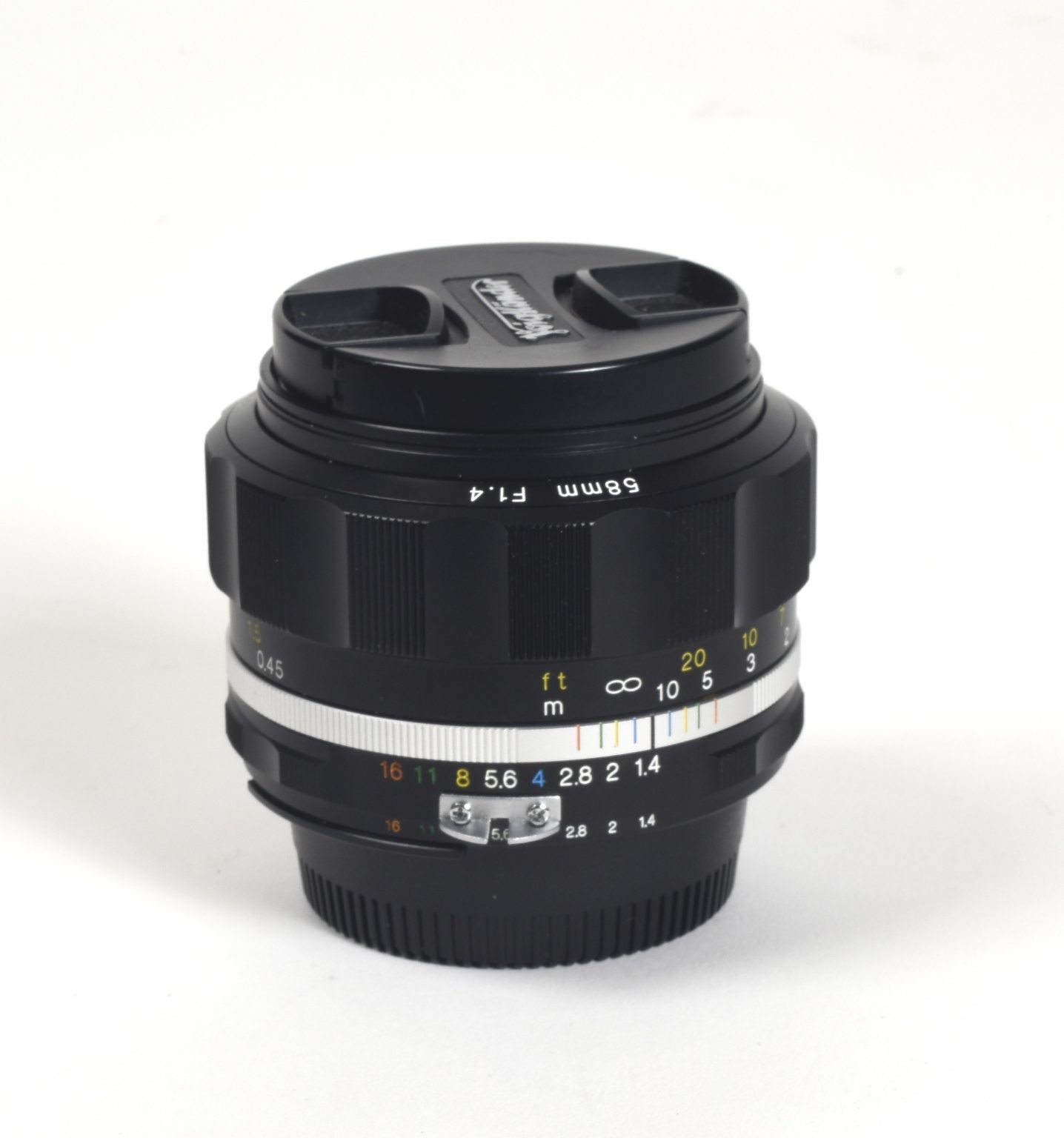 Voigtlander Nokton 58mm F1.4 lens