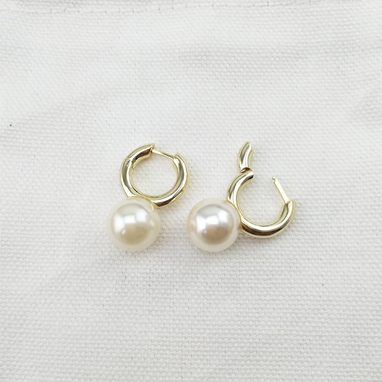 Earrings brass glass pearl earrings