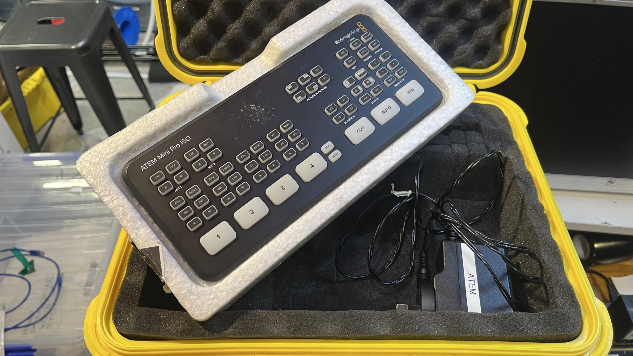 Black magic atem mini hdmi iso with case