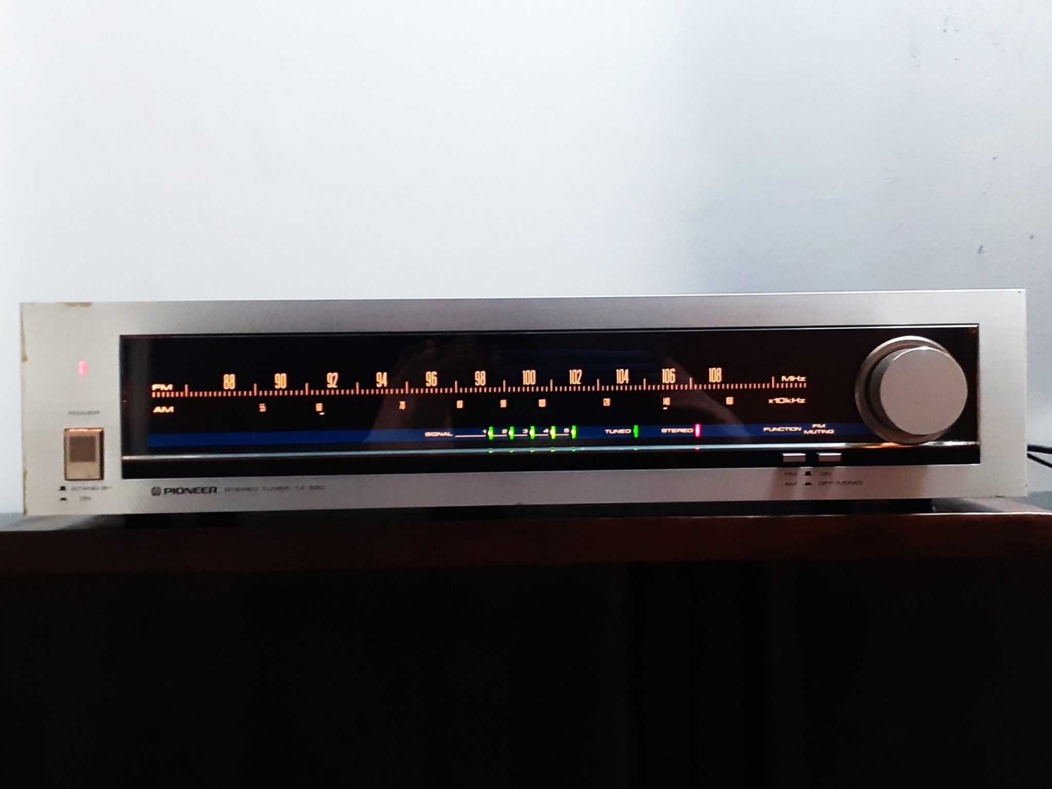Pioneer Stereo Tuner TX-520 (1981-82)