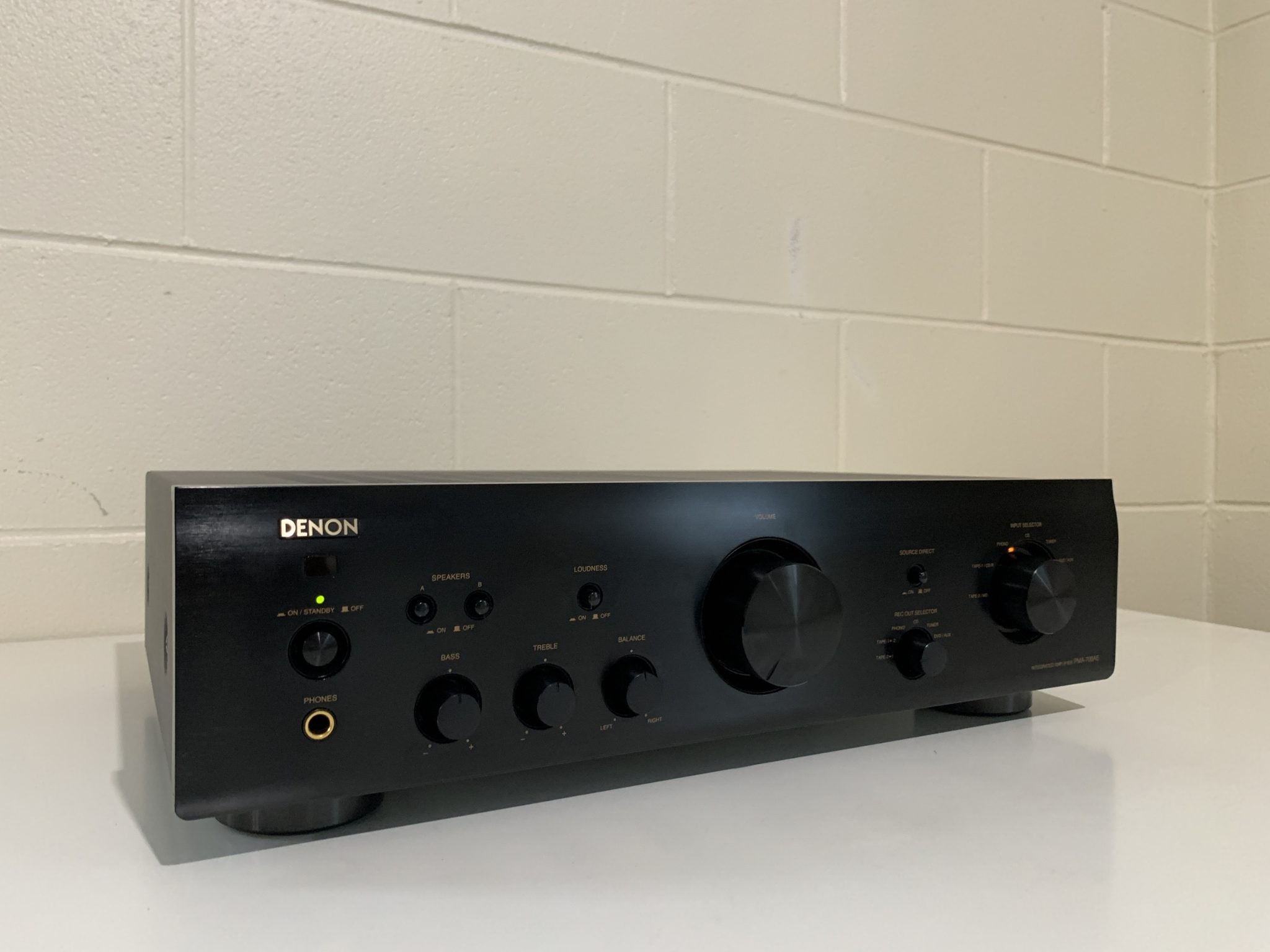 Denon PMA-700AE Audiophile Stereo Amplifier - Made in Japan