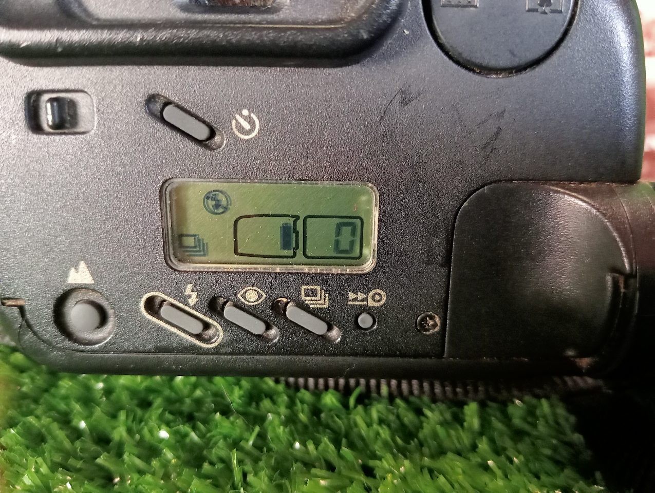 Canon Epoca 35mm Point & Shoot Film Camera w/ Manual, Working