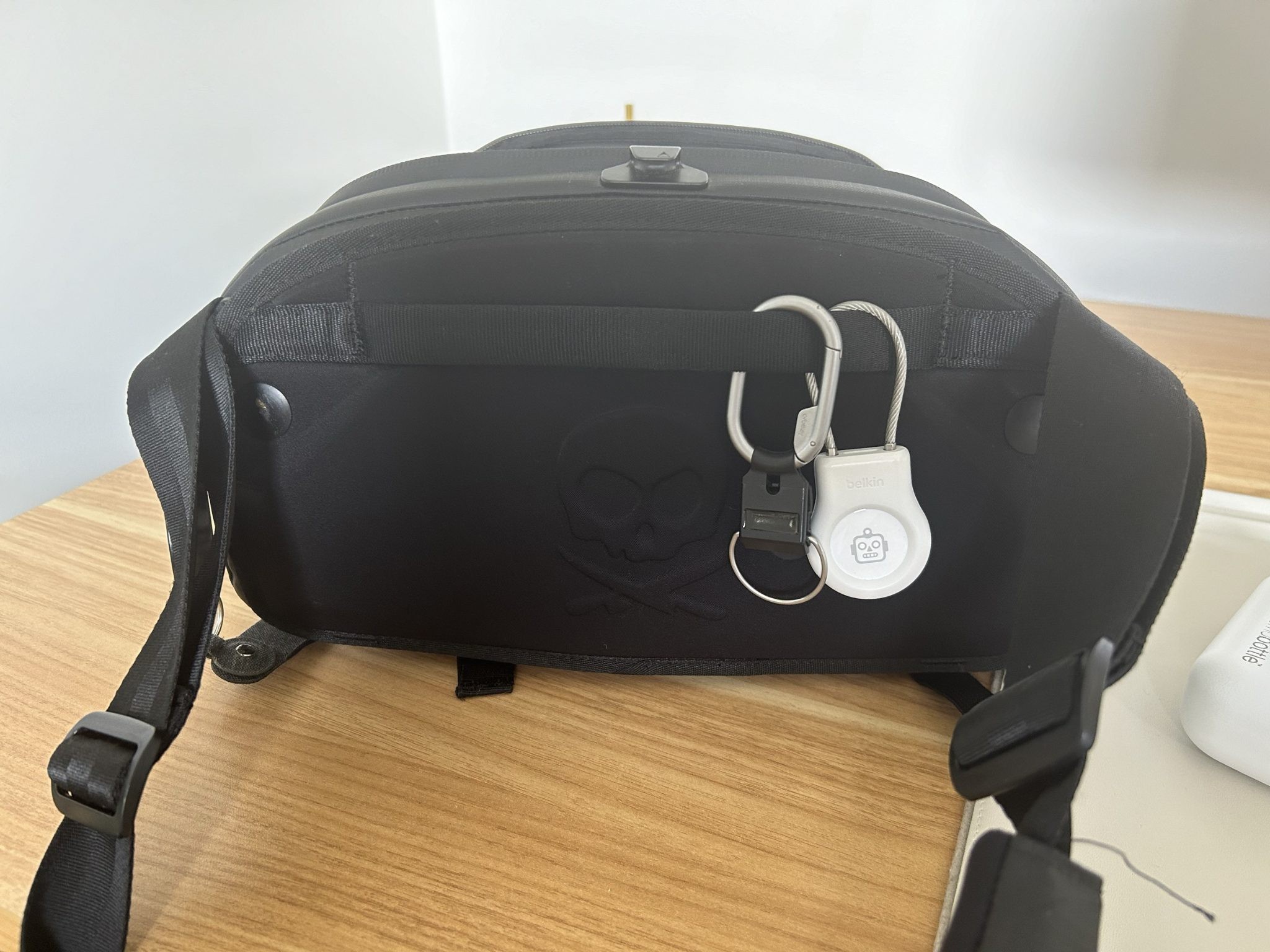 Nomatic Peter MCKINNON CAMERA SLING 8L In mint condition