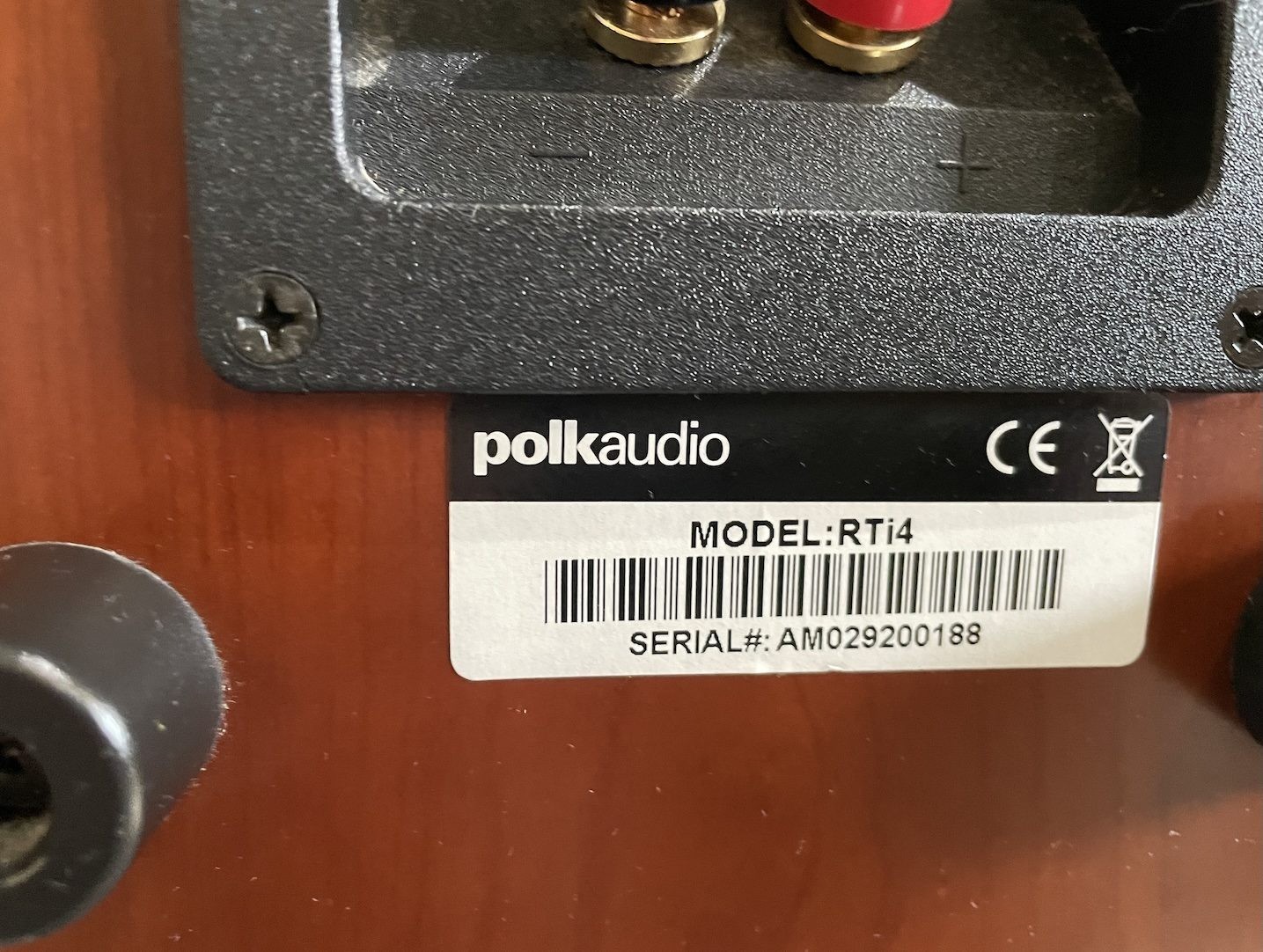 Polk Audio RTi4 Bookshelf speakers