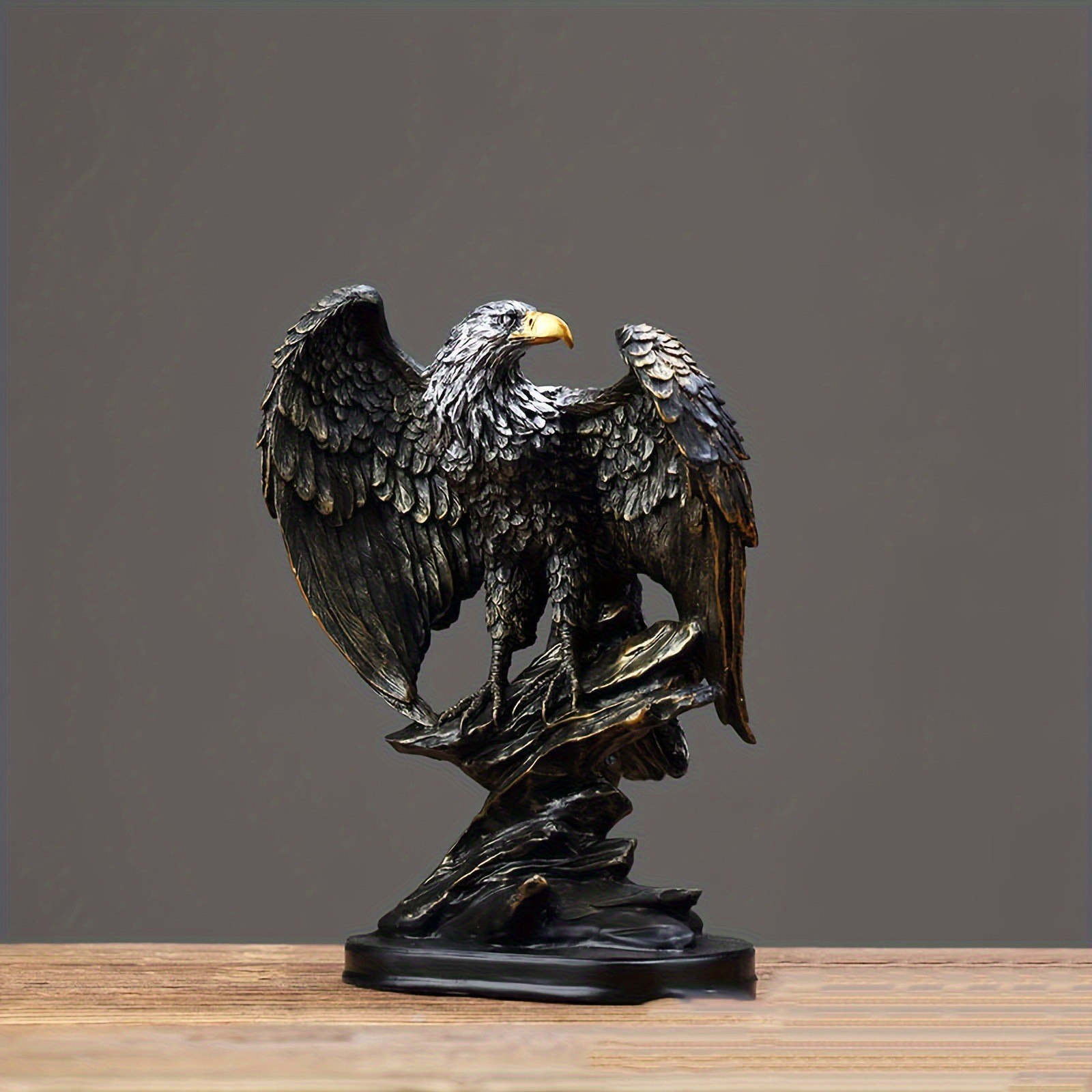Standing Eagle Carving Resin Craft Ornament