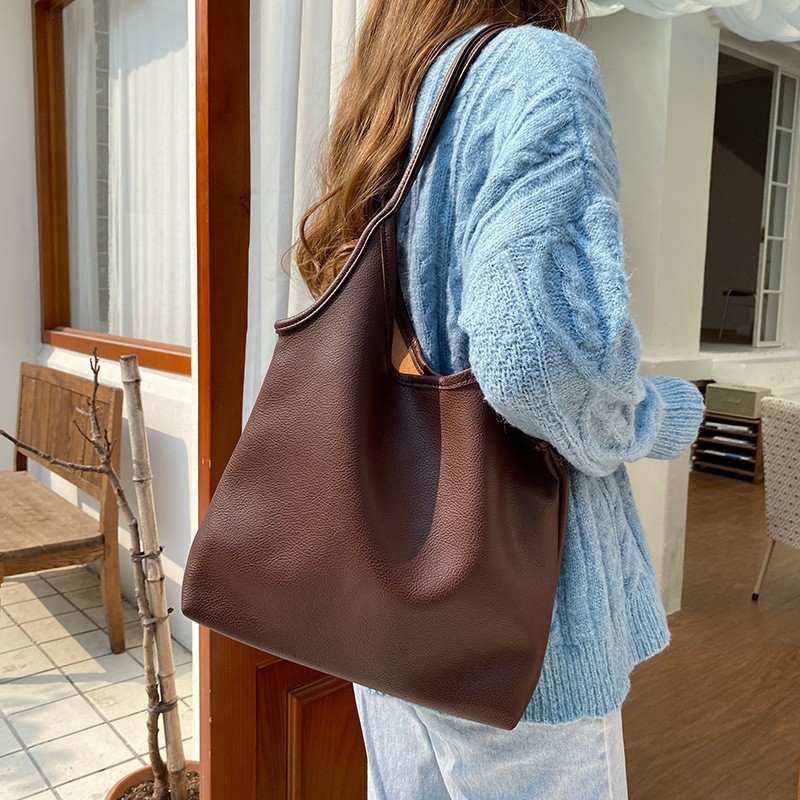 Solid Color Lightweight Pu Soft Leather Hand Bag