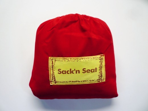 Bao Ma Takes Her Baby Out Of The Baby Chair Cover Bag