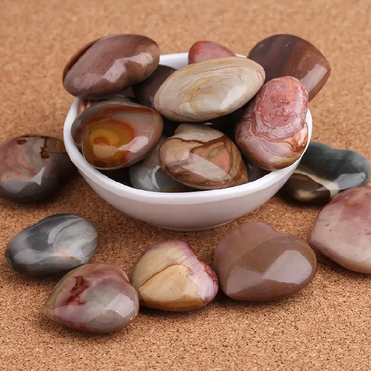 Natural sea stone love shape mineral specimen original stone