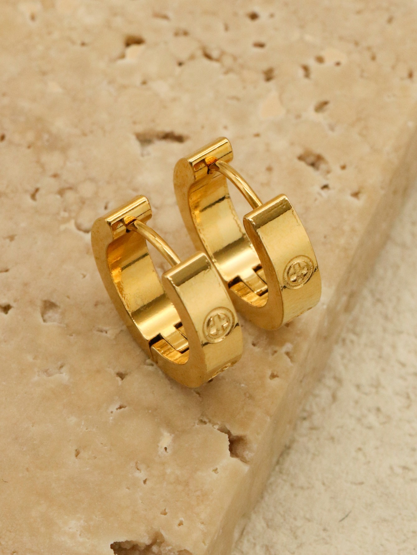 1 Pair/2pcs Top Quality Classic Stainless Steel Earrings