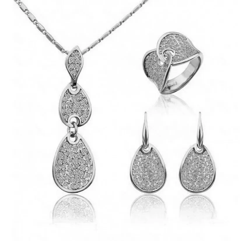 Popular accessories set