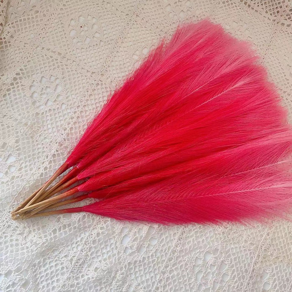 Reed Pampas Grass Decoration for Valentine's Day, New Year, and Wedding  Feather Pampas Grass, Flower Arrangement