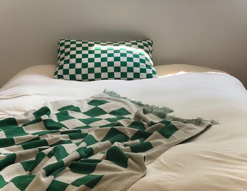 Stylish Vintage Checkerboard Fringe Blanket Shawl