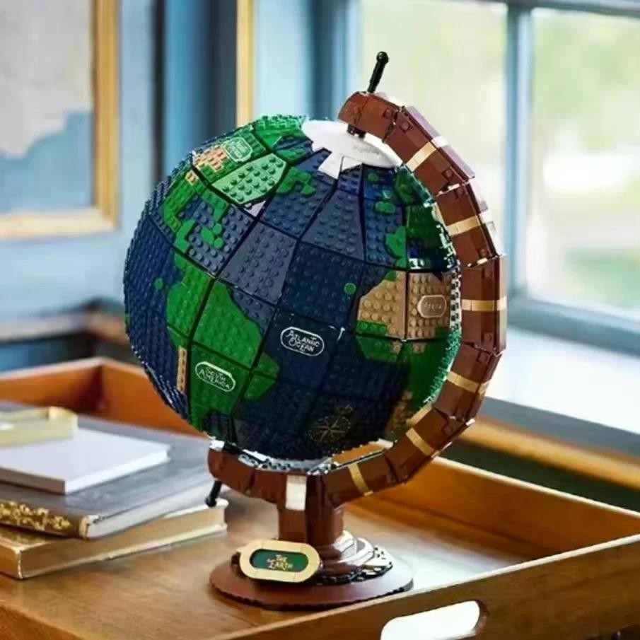 95335 2022 Expert MOC Bricks  2585PCS Earth Globe Modular Building Blocks