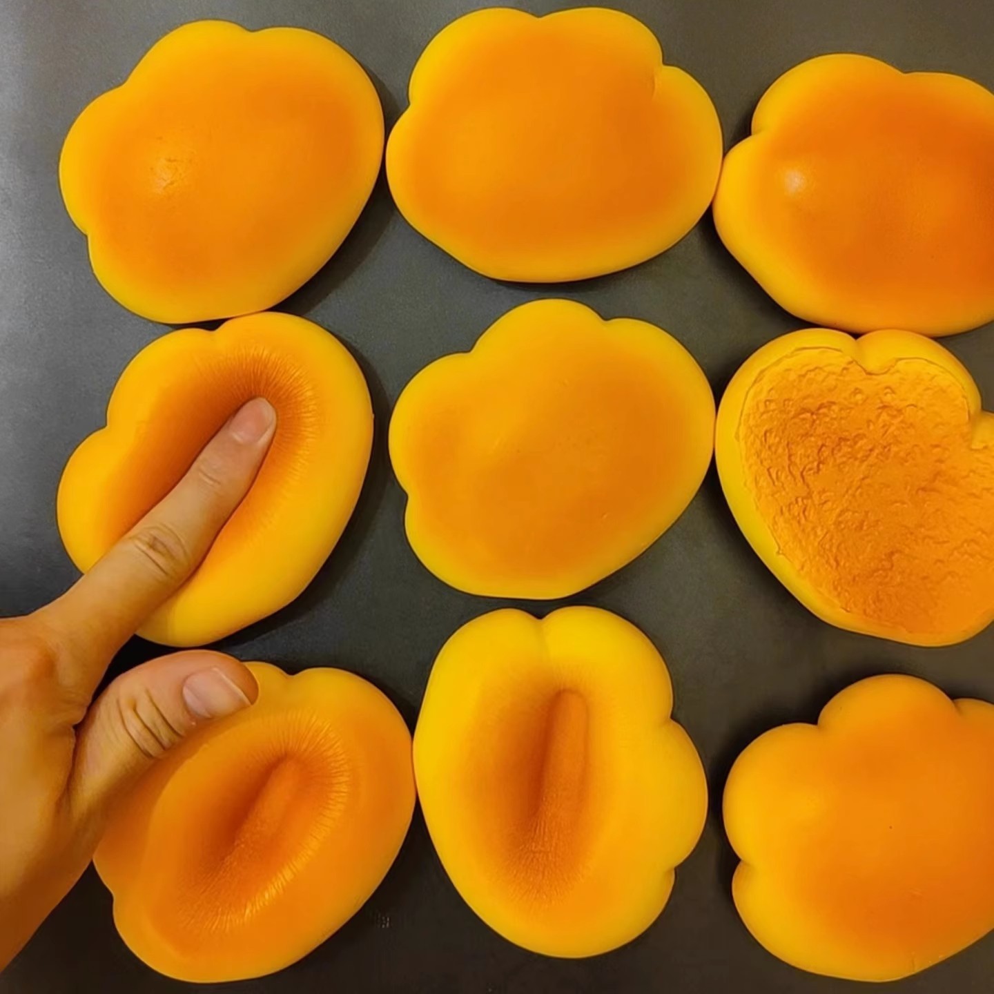 Squishy Slow Rebound Simulated Clouds Bread - Milky Stress Relief Squeezing Toy