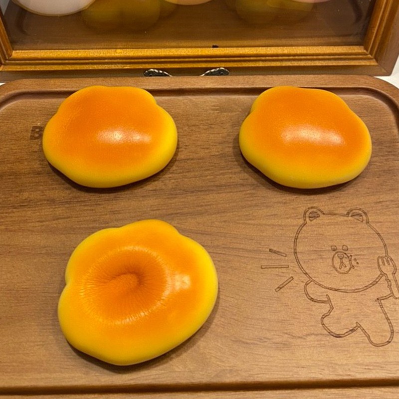 Squishy Slow Rebound Simulated Clouds Bread - Milky Stress Relief Squeezing Toy