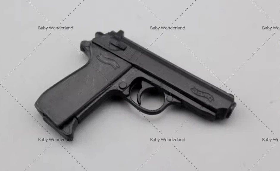 1/12 Ratio PPK Soldier Pistol Weapon Model