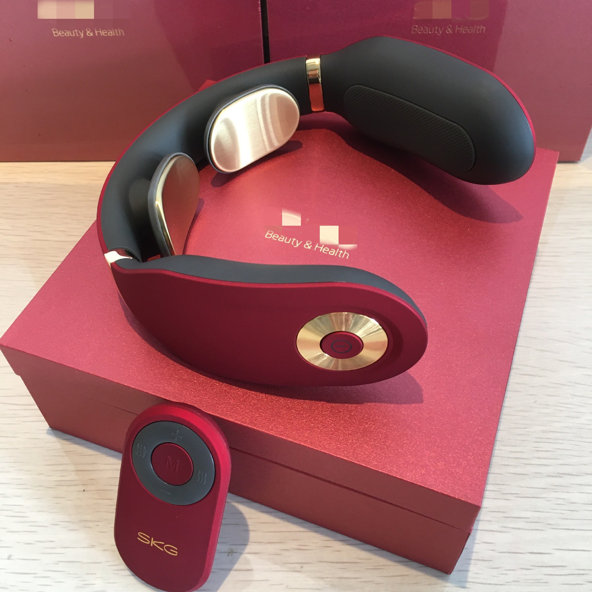 Red Distinguished Cervical Spine Massager