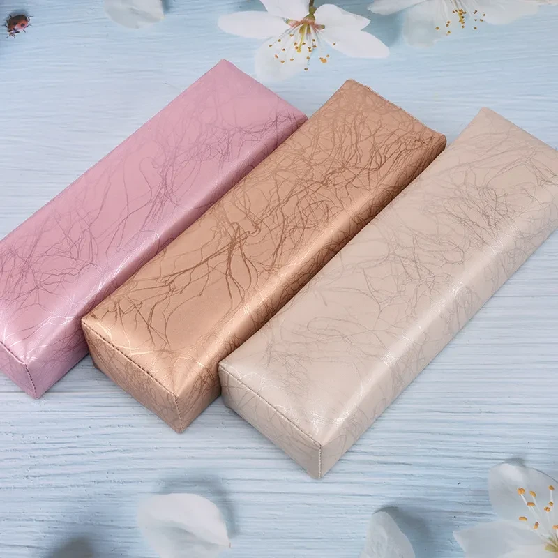 Hand pillow for nail art