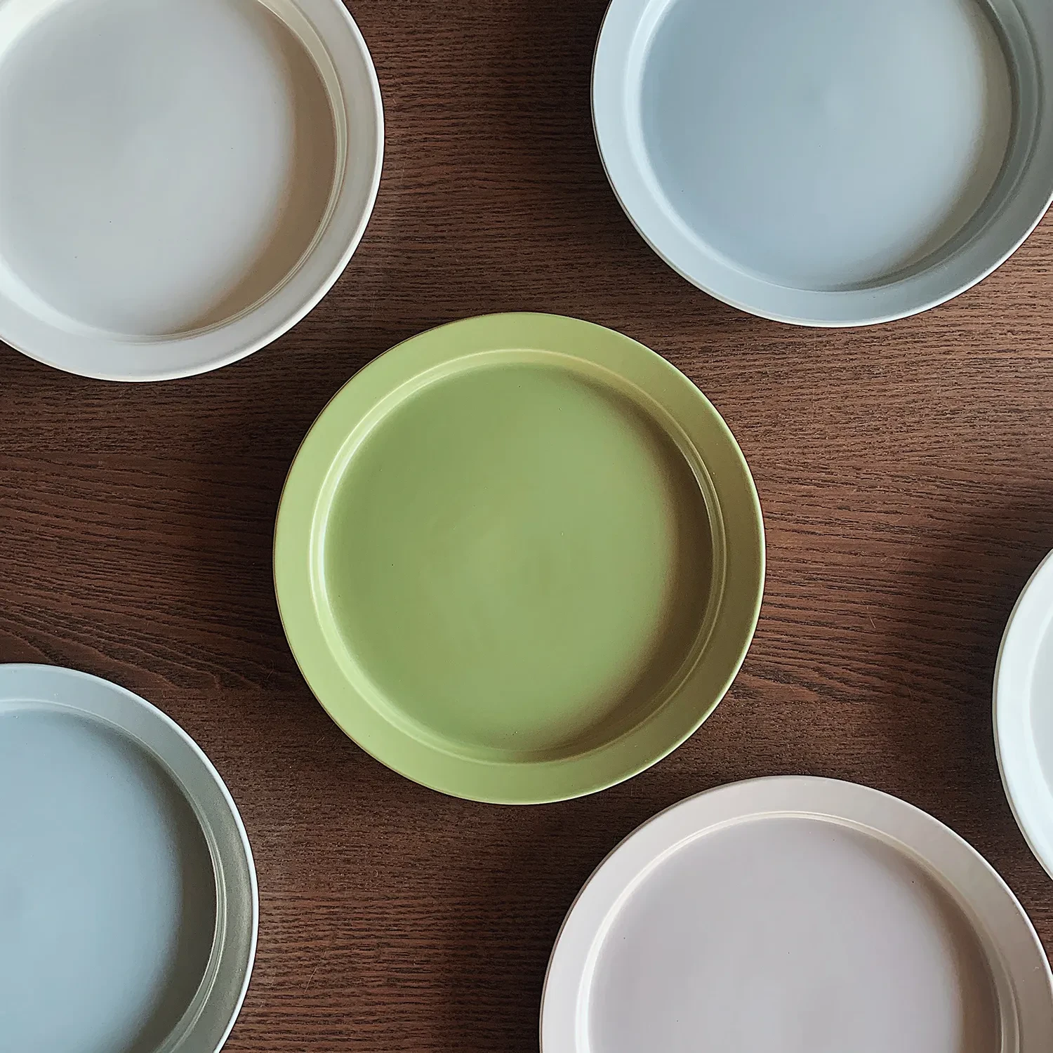 Time: April Tales ceramic dessert salad plate