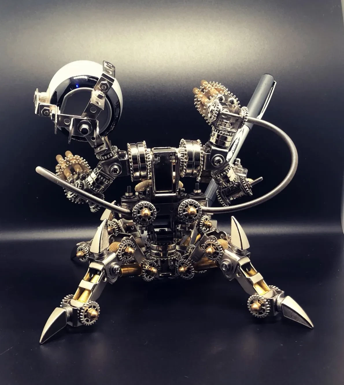 Metal Mecha Bluetooth Audio Ornaments