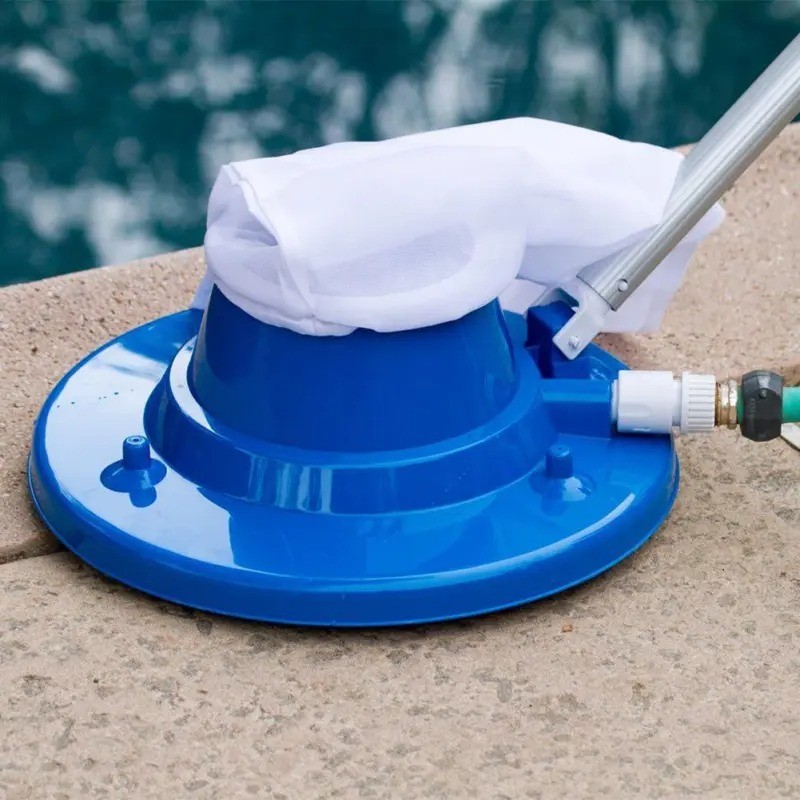 Swimming Pool Suction Head for Leaf Collection and Cleaning